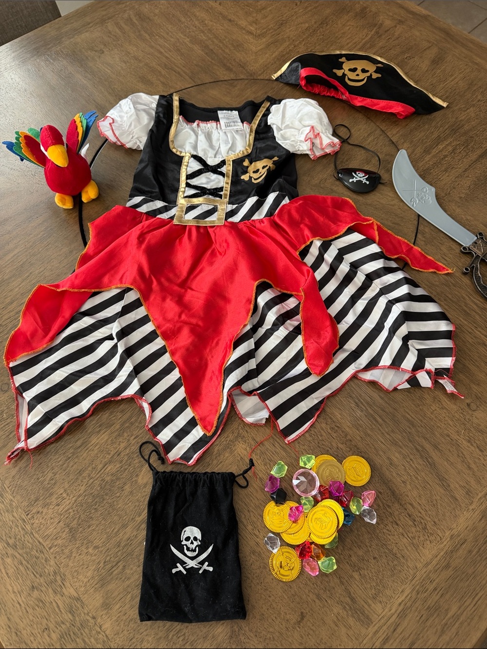 Girls Red & Black Pirate Costume Dress with Accessories size 3/4